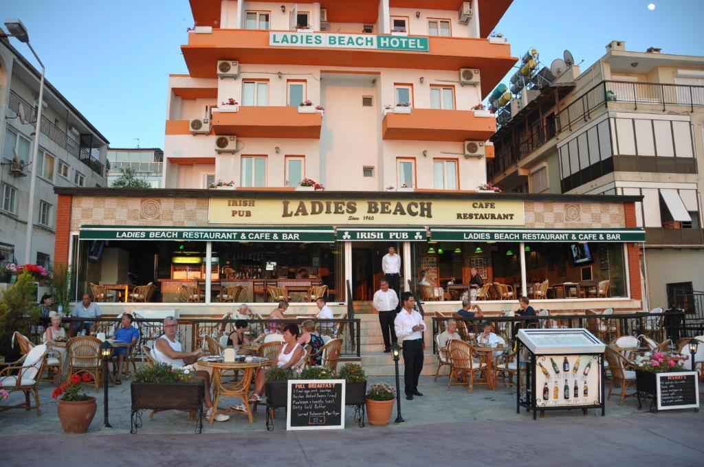 Ladies Beach Hotel Kusadası Exterior foto